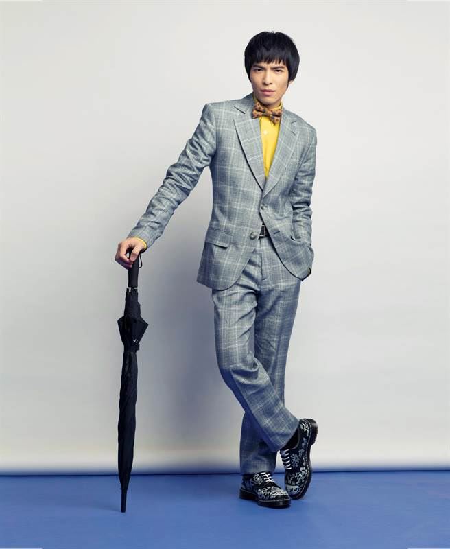 娱乐圈「百变天王」！盘点萧敬腾帅爆表14个造型