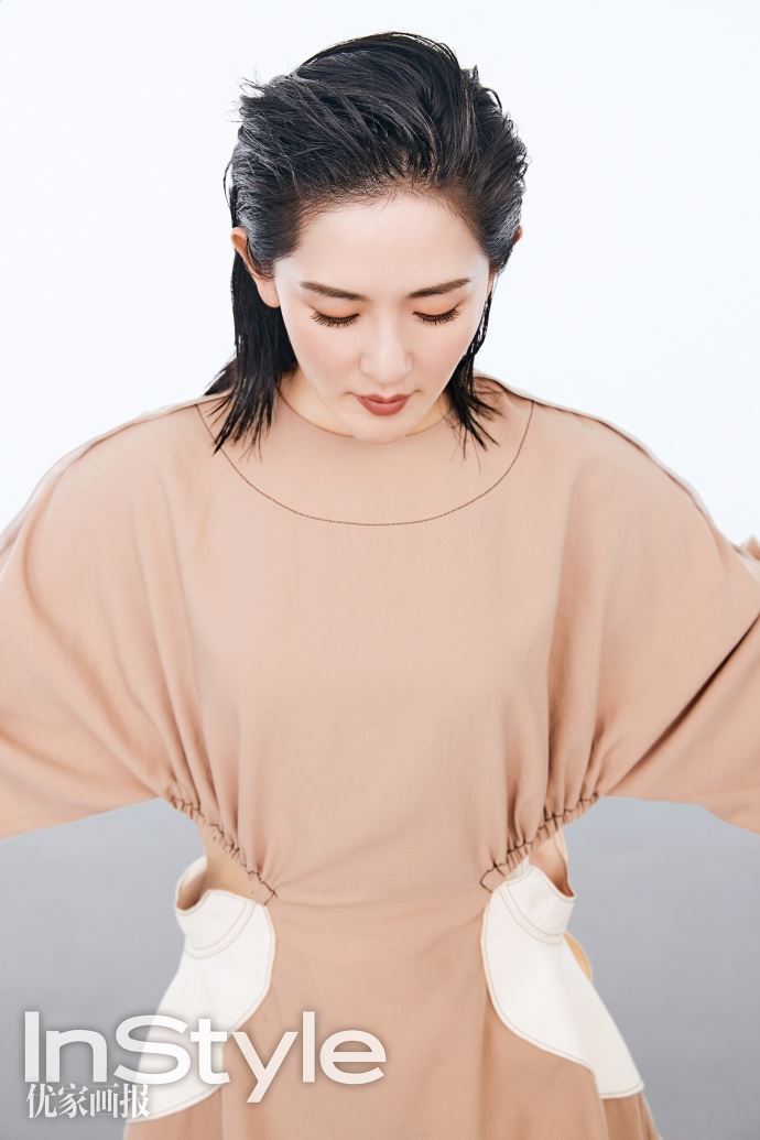 【多图】谢娜产后首登杂志封面！化身时髦girl帅气十足啊