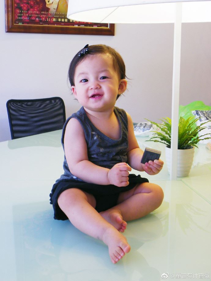 【多图】小泡芙「出生6个月」婴儿照首曝光！q炸！