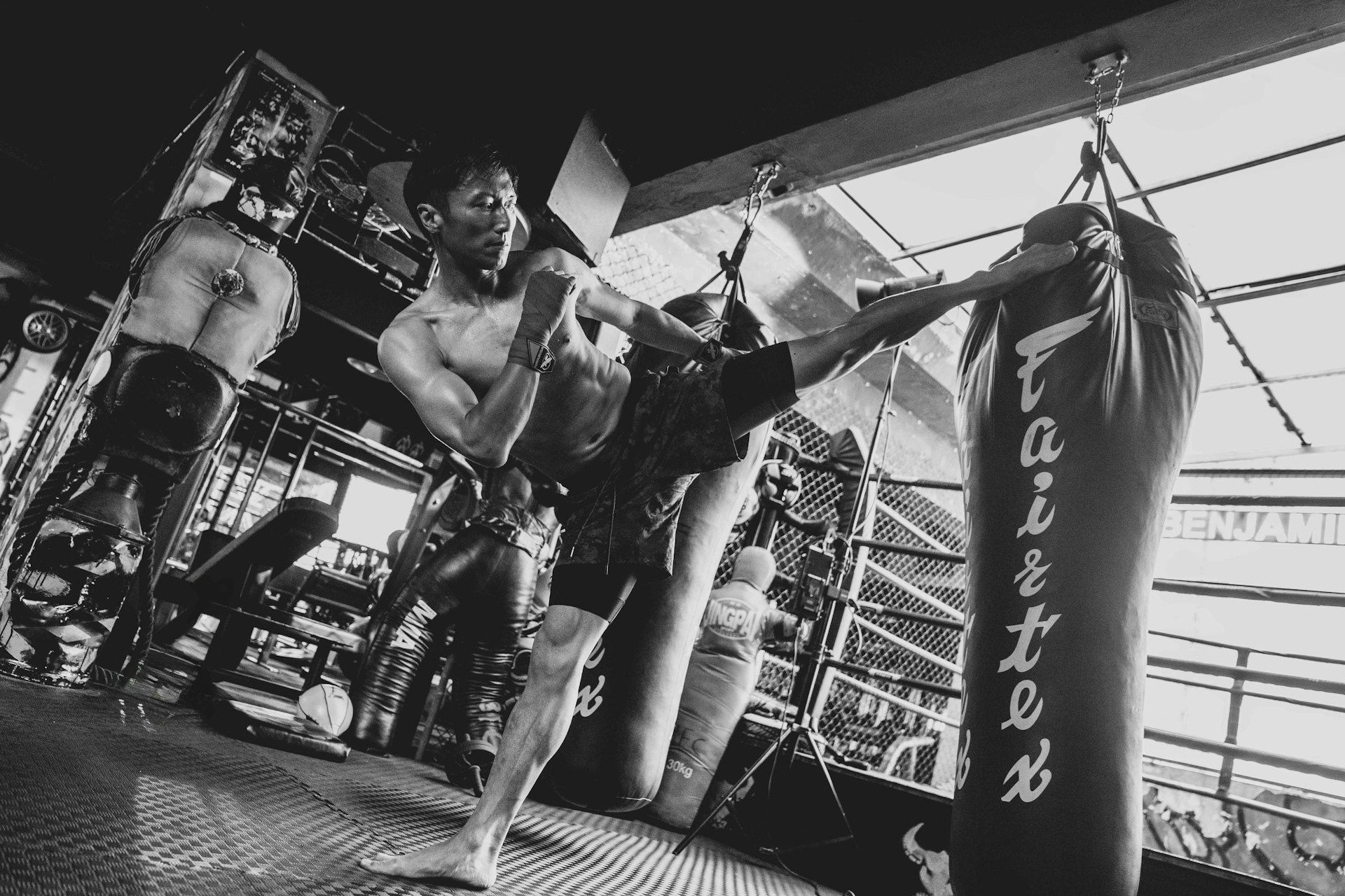 谢霆锋为《海关战线》周正礼一角练肌一年❗身材fit到爆🔥