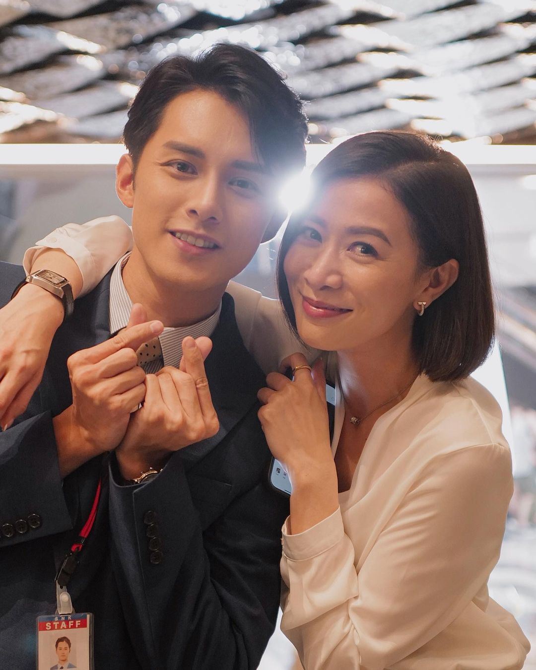 佘诗曼组饭局与后辈演员拉近距离❗《新闻女王》片场喊何广沛“ivan bb”原因公开🔥