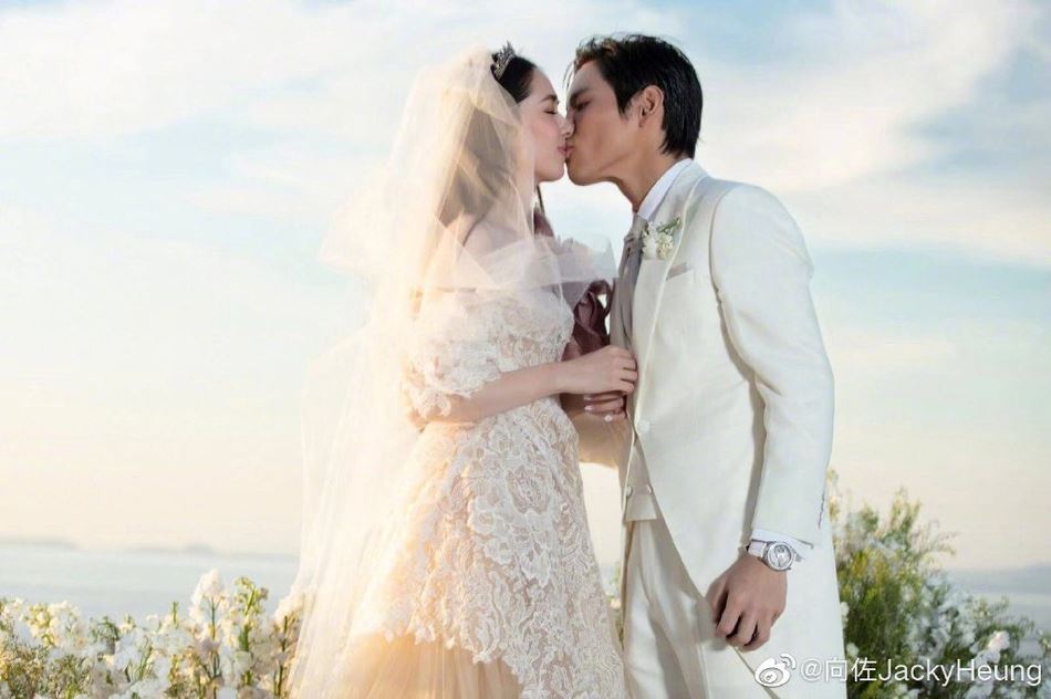 【多图】向佐、郭碧婷婚礼现场照曝光！一对新人甜笑幸福满满