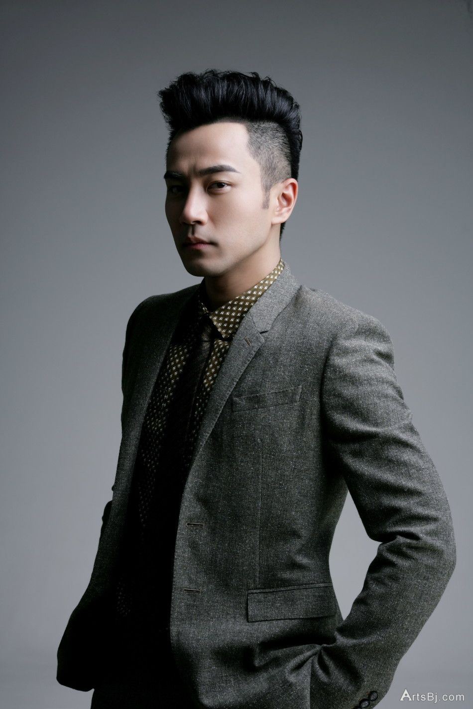 杨幂将开拍新剧《检察官》!继黄轩、黄子韬后 这次男主角会是...