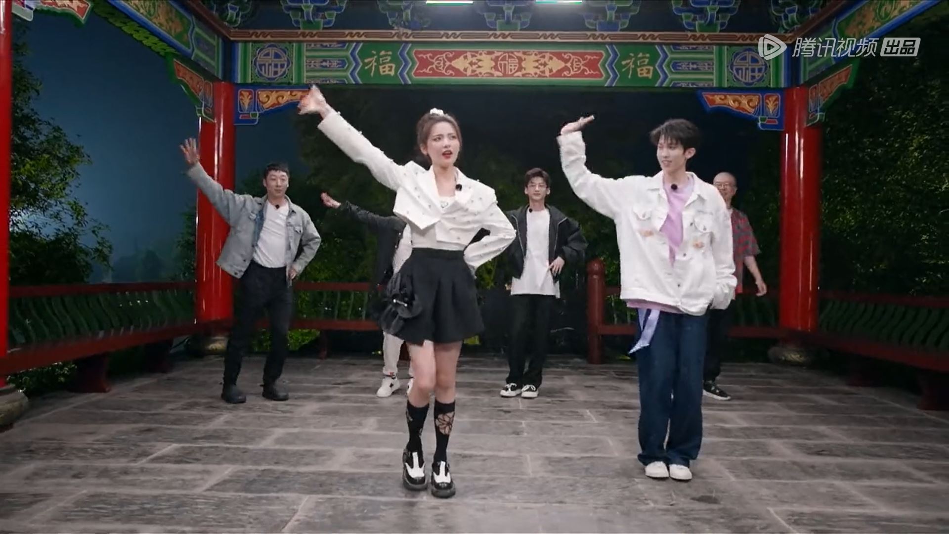 💃🏻 时隔两年再跳《创造101女孩》| 杨超越笑喊「重操旧业」😆 