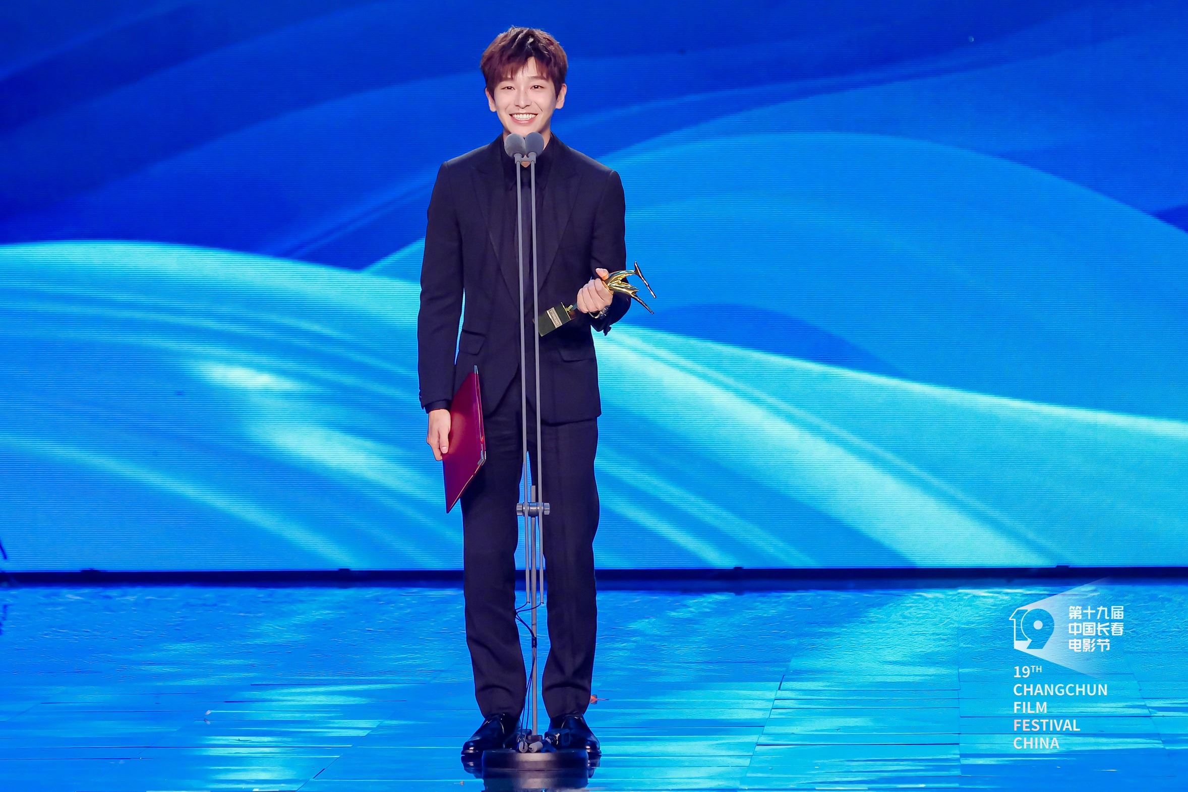 金鹿奖获奖名单出炉❗彭昱畅、李庚希金鹿奖封影帝后🔥