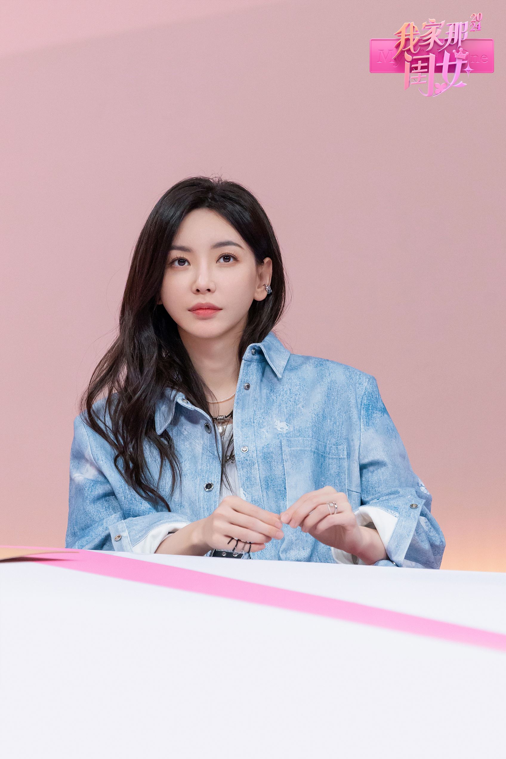 于文文退出《我家那闺女》录制❗因妈妈原因无法继续🥹