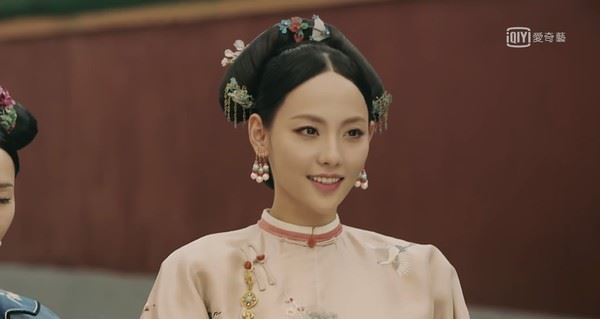 《延禧攻略》最美顺嫔终于出场！大半夜竟然爬上魏璎珞的床？！