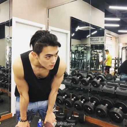 不只有傅恆！《延禧攻略》「4大美男」身材一级棒