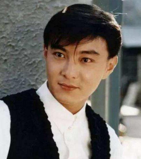 网友:花美男!张卫健年轻照大公开!不输韩星!