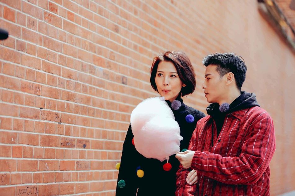 【多图】《我最爱的女人们》张晋、蔡少芬上海街头晒恩爱