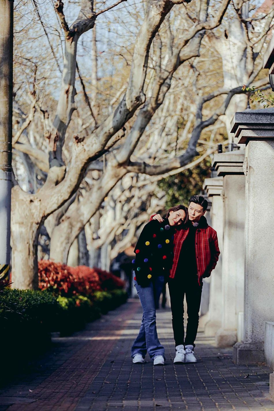 【多图】《我最爱的女人们》张晋、蔡少芬上海街头晒恩爱