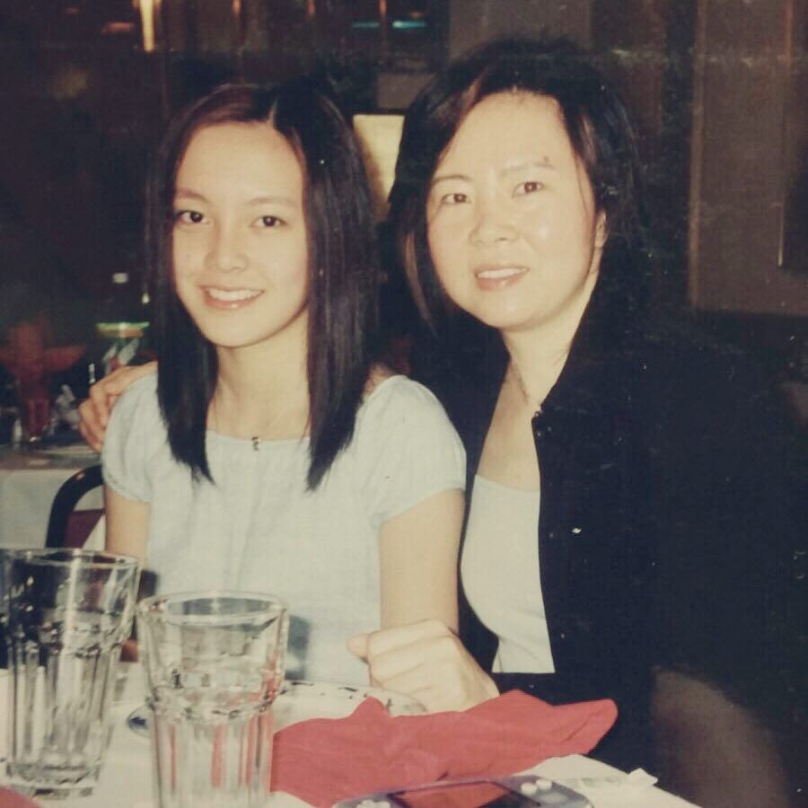 被质疑整容！张曦雯晒童年、少女照力证「由细靓到大」