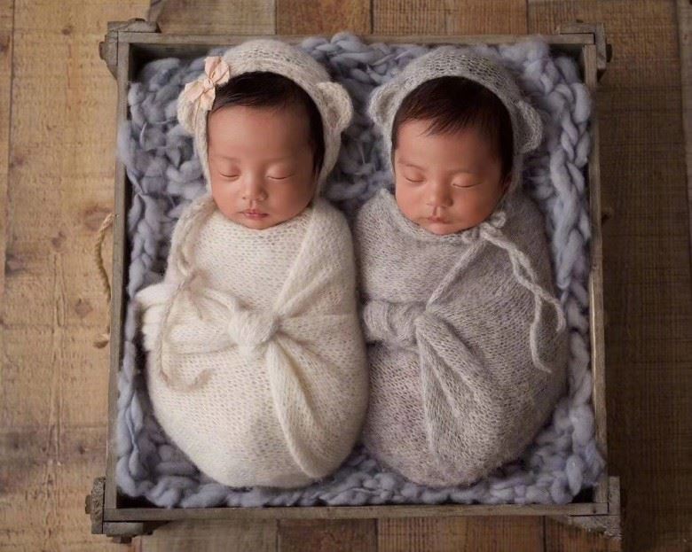 《长江7号》女主角当妈啦！喜获龙凤胎 张雨绮公开满月照