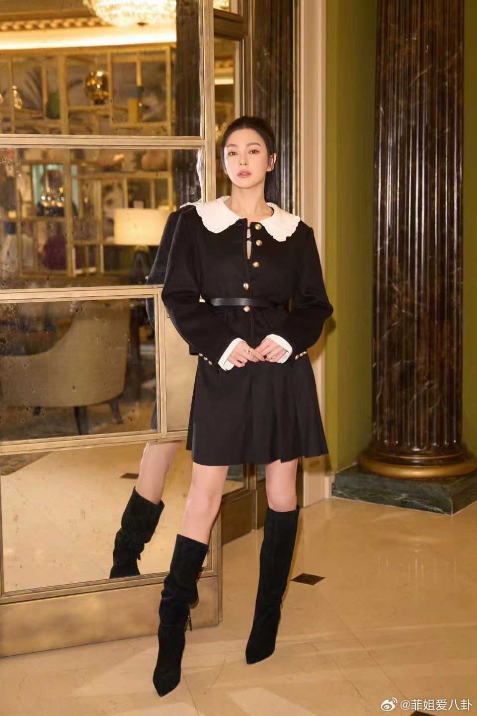 张雨绮米兰离谱事件❗穿着浴袍被反锁在酒店房间外面😱