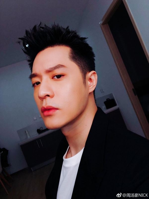 网友ig提问误踩地雷！周汤豪反击回应：不要来问我这种问题