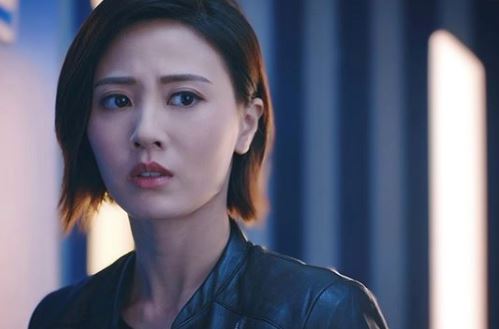 【法证先锋iv】朱晨丽生病也去拍的打斗戏，却因为重拍而被删减！