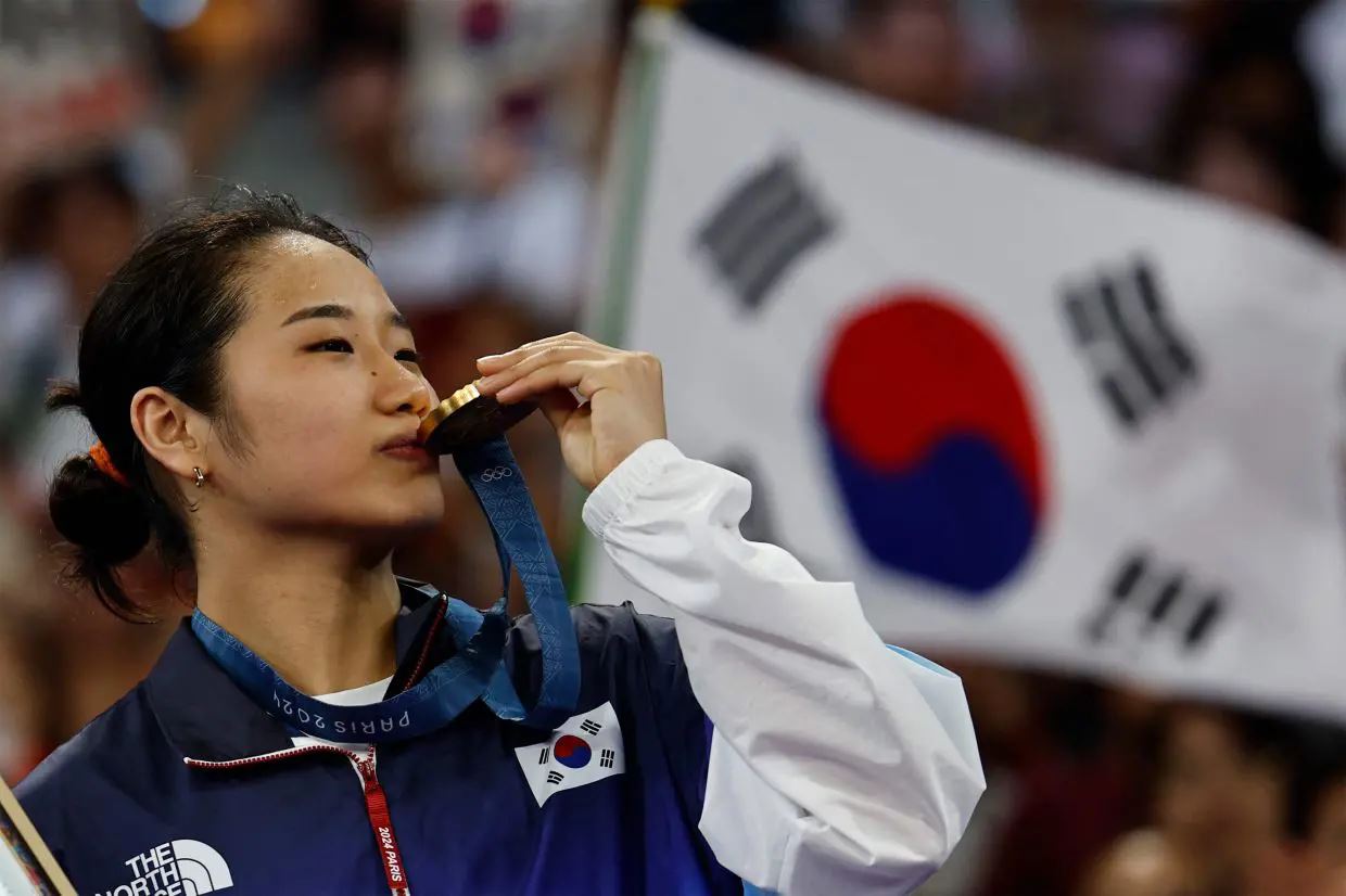 奥运女单金牌安洗莹被长期霸凌❗年纪小帮前辈洗衣打扫7年😱
