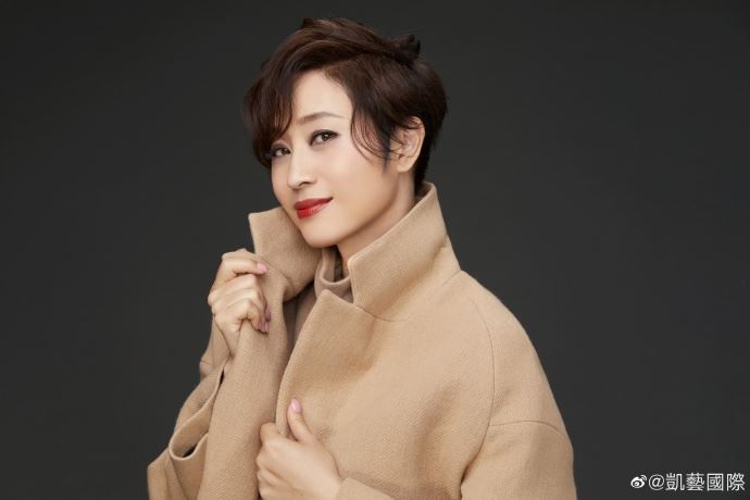 蔡少芬朱茵陈法蓉洪欣拍大片！姐妹情深留言超感人！