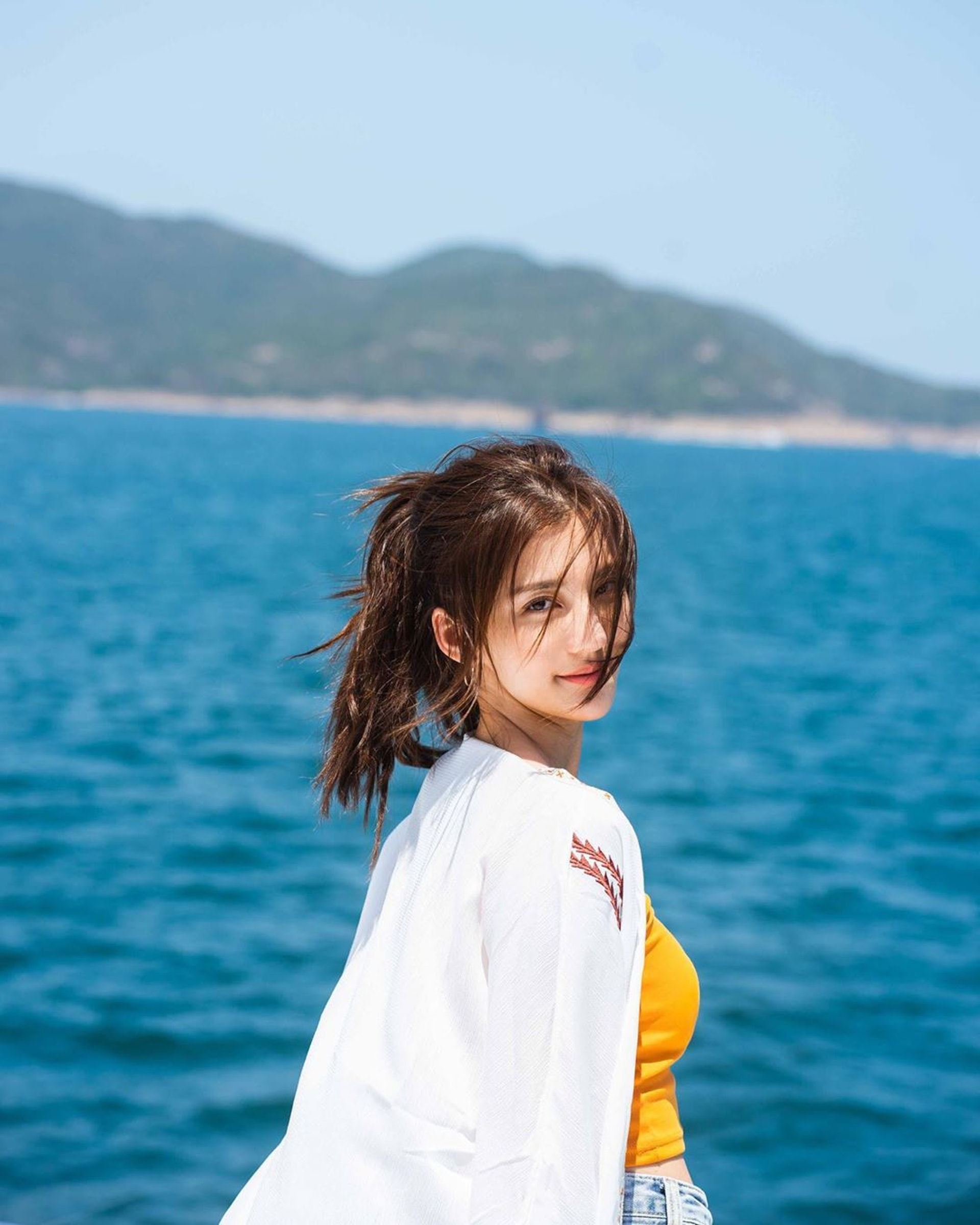 吴千语被传明年结婚？！出海拍「女神照」放松自己！