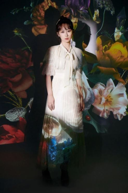 《青簪行》杀青后杨紫首度亮相！身材超棒造型清纯！