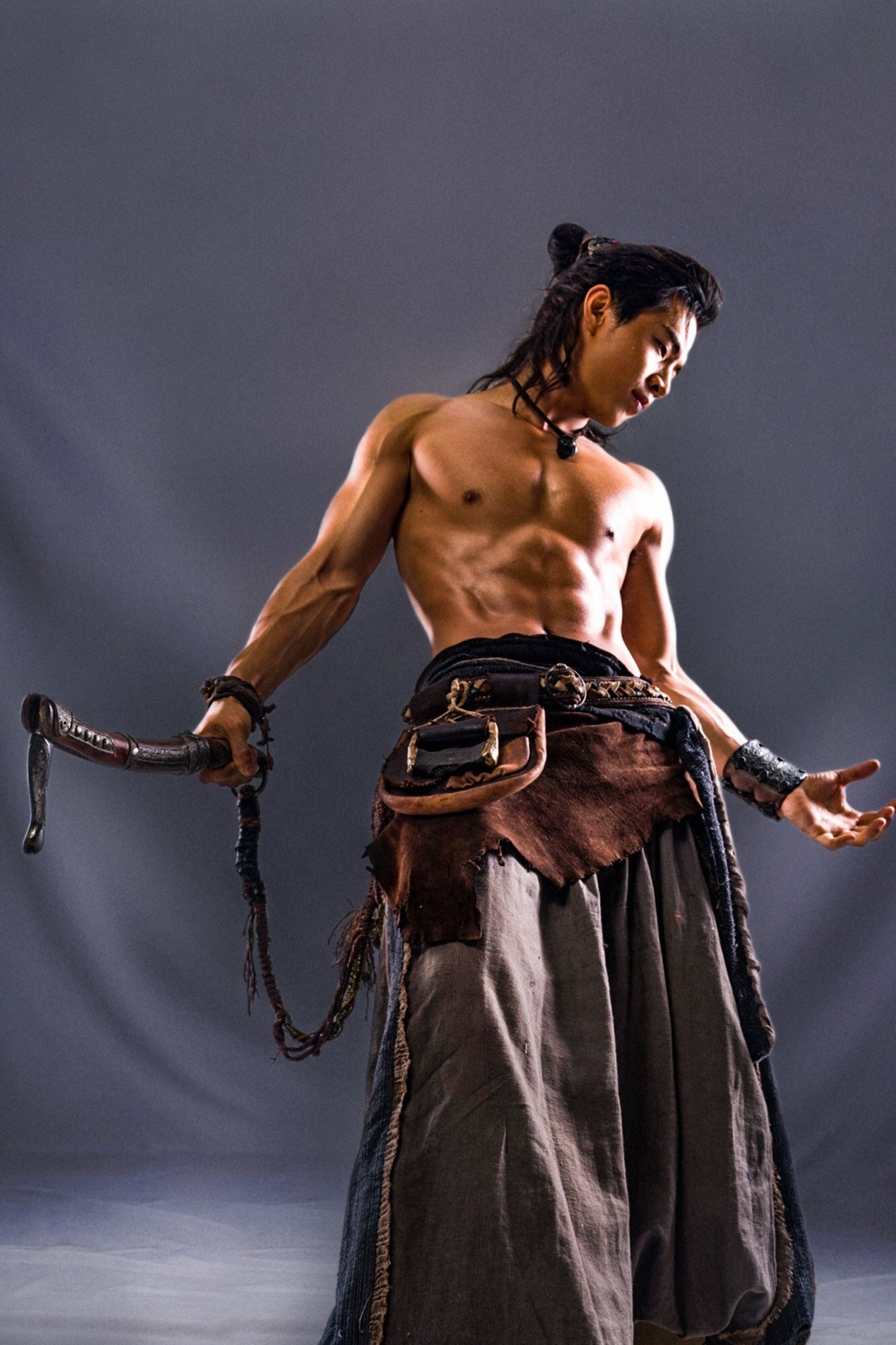 【多图】罗仲谦刘宪华爆肌照曝光！结实身材超「犯规」！