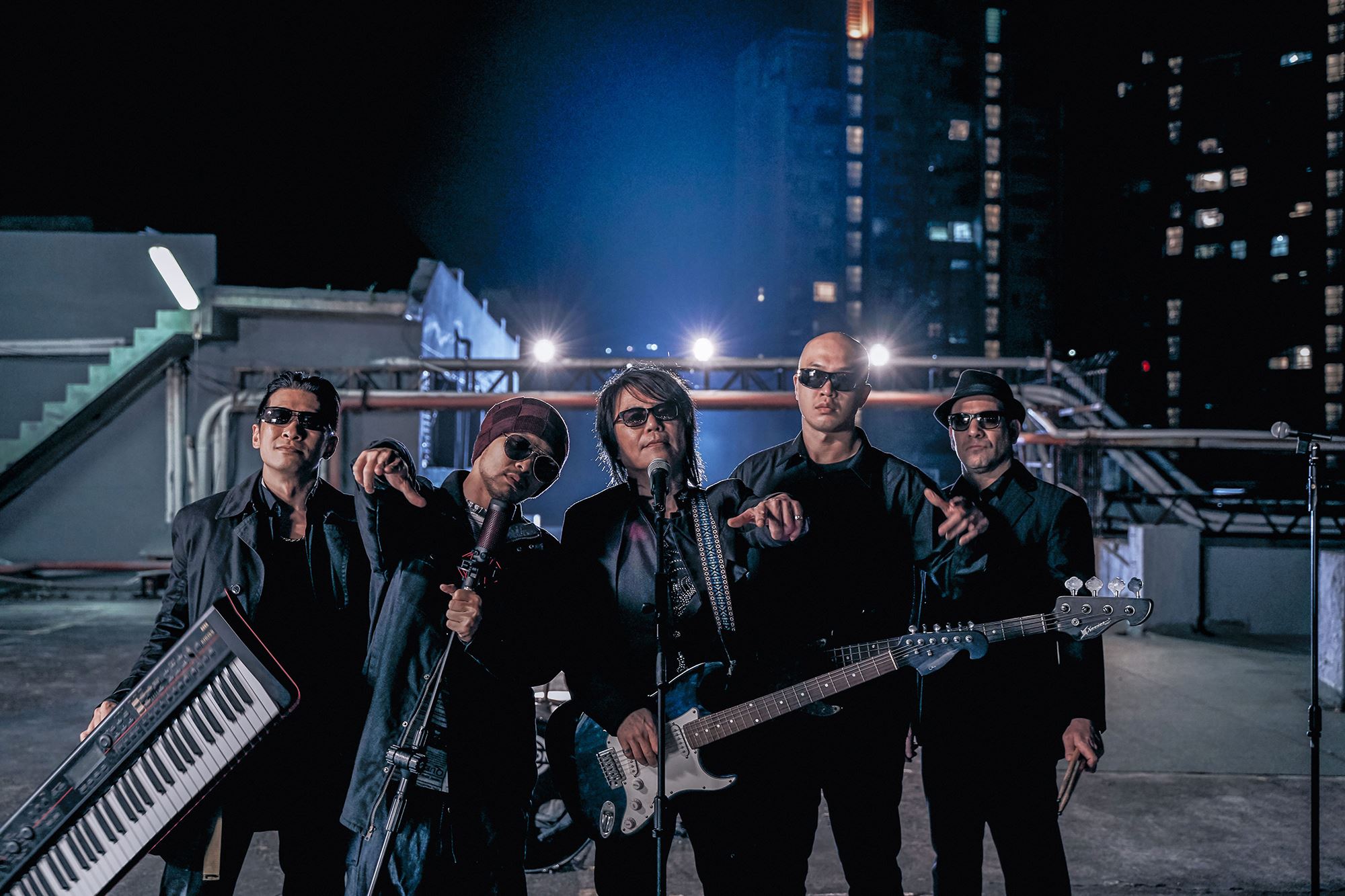 大马鬼才黄明志摇滚魂大爆发最新创作《五百》向偶像致敬