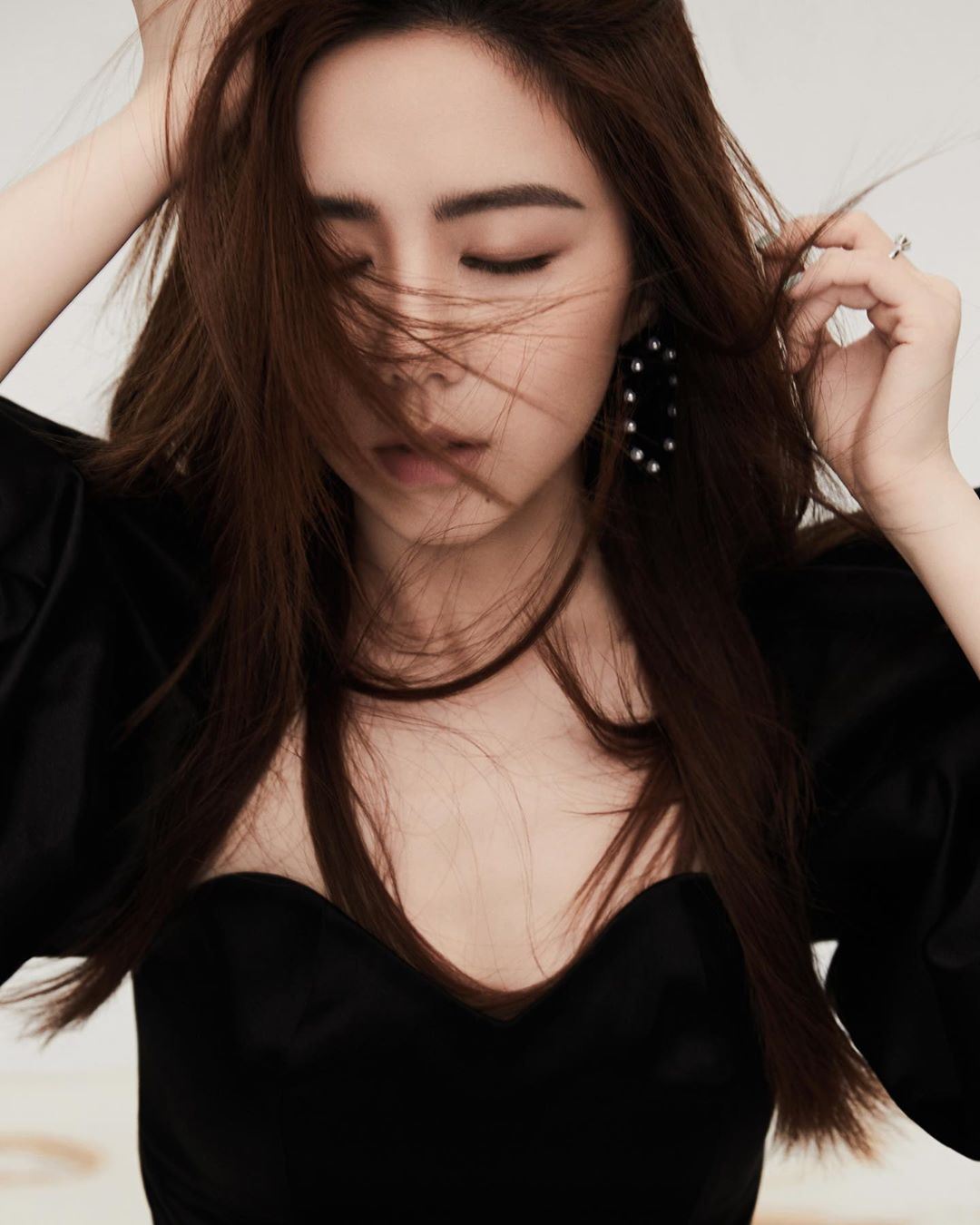 【多图】邓紫棋最新写真照曝光！多种造型超漂亮！