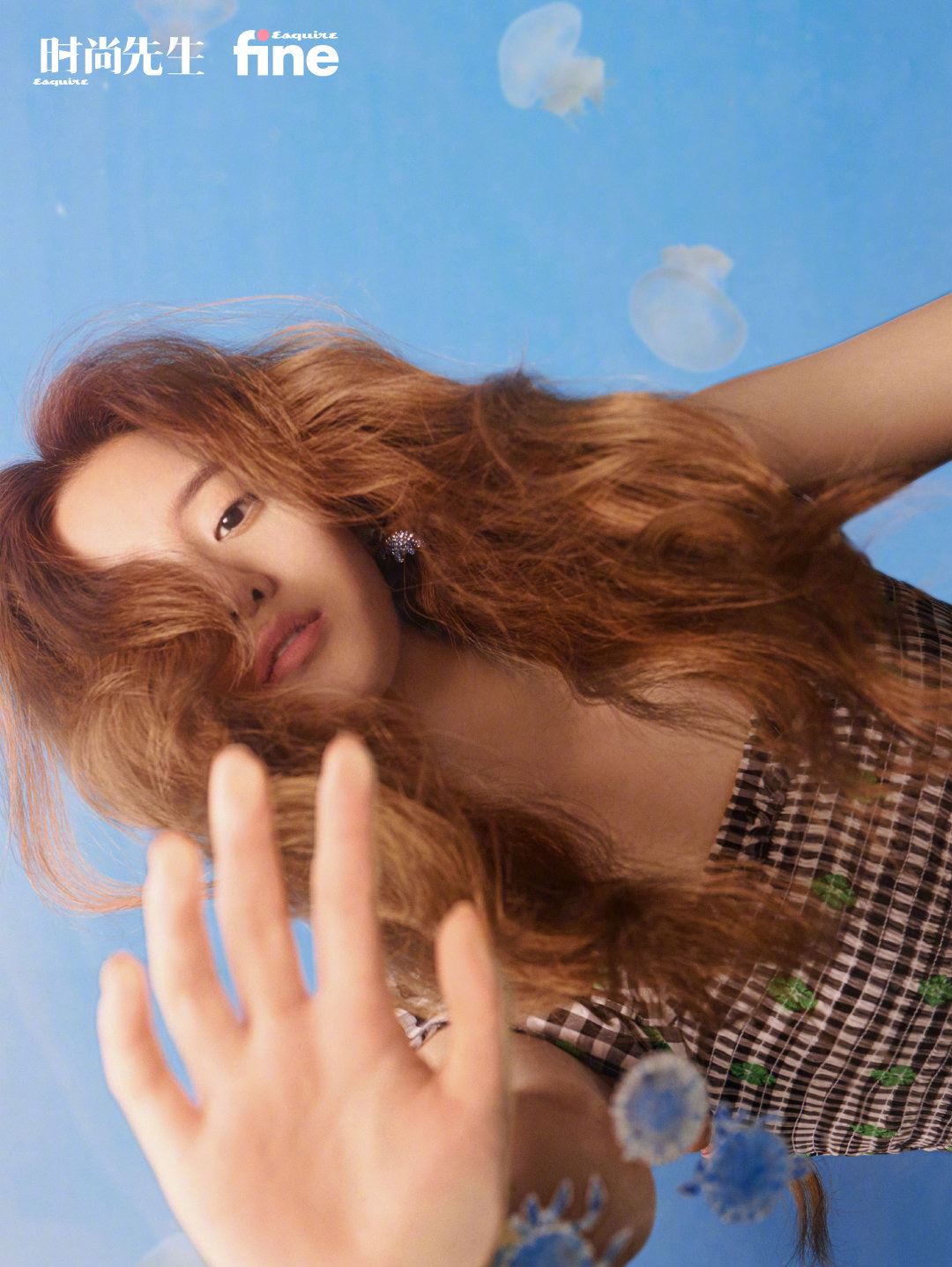 【创3】训练生时尚大片曝光！演绎青春复古风超漂亮！