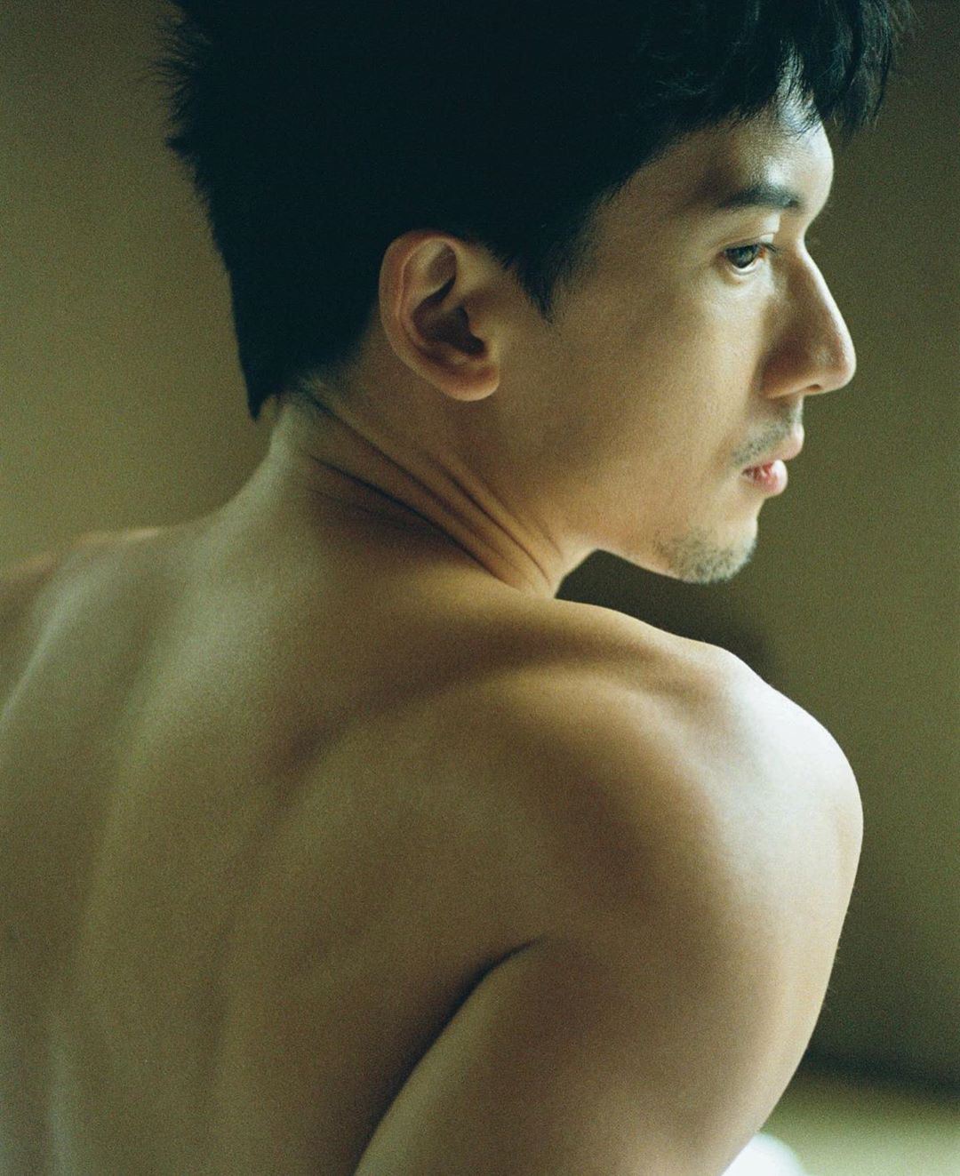 关智斌将推出新歌《乾爹》！歌词暗示缺乏感情生活？