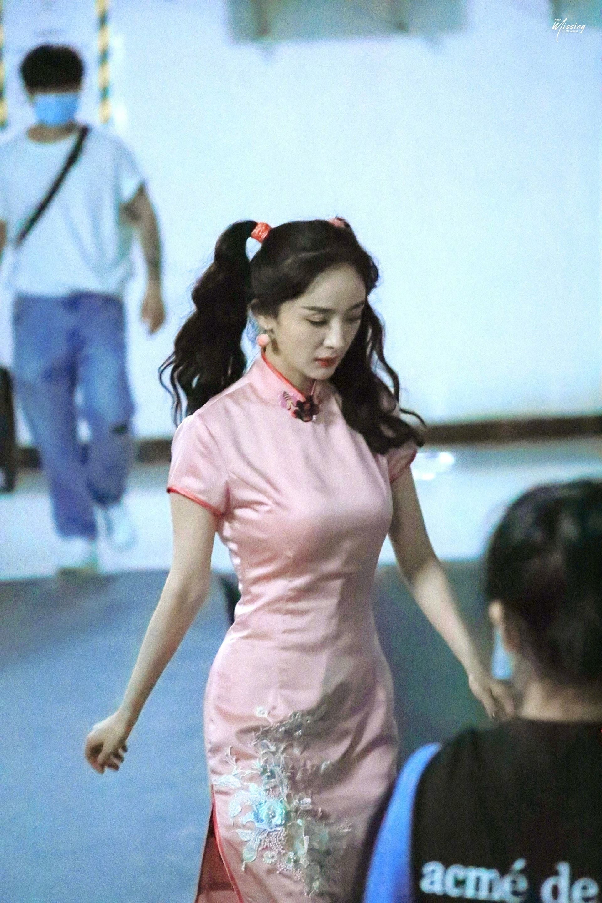 超减龄！盘点7位双马尾女星，杨幂baby超纯真可爱！