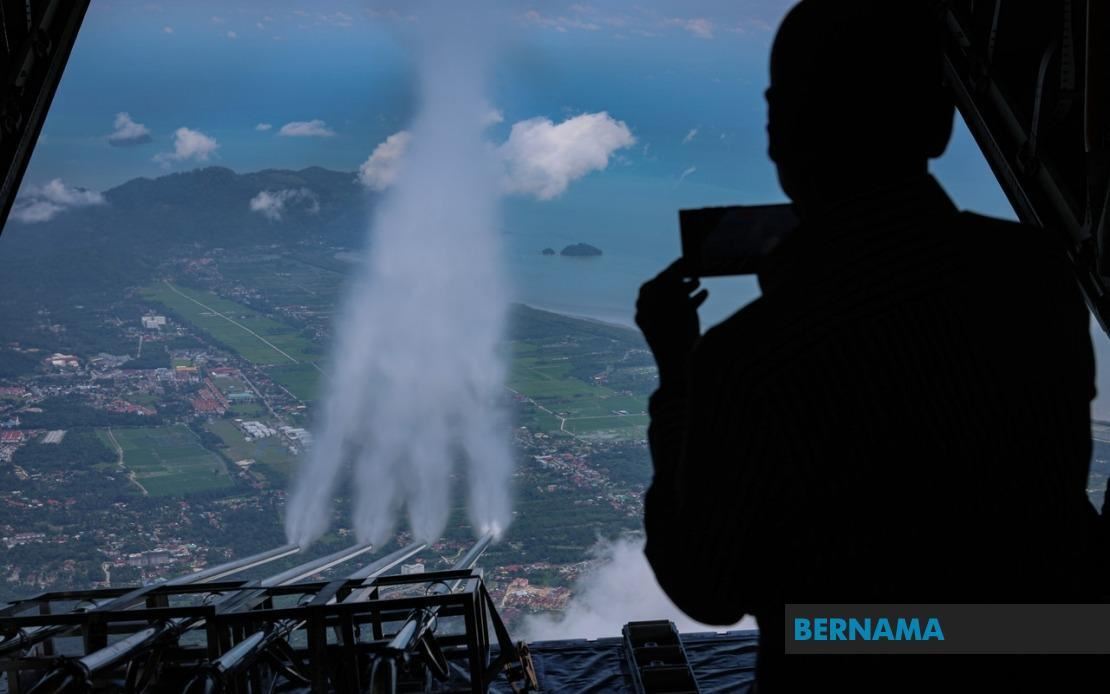 焦点新闻：国内 4 州进行人造雨