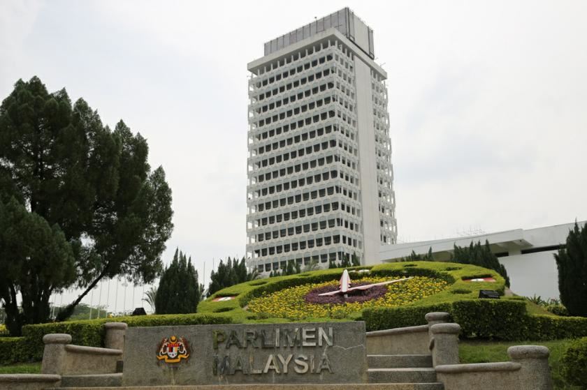 焦点新闻：议员们必须符合两项条规，才能踏入国会范围！