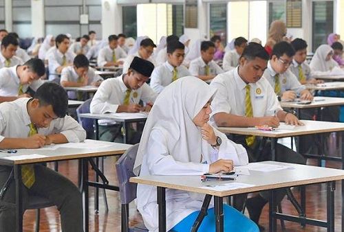 இன்றோடு spm தேர்வு ஆரம்பம் !