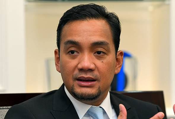 焦点新闻:国盟希盟接谕令,今天呈首相人选