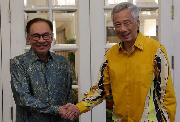 焦点新闻:过去4年,近千名青少年染上性病