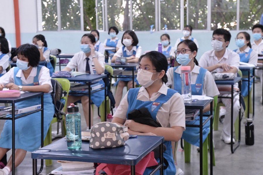 焦点新闻：17岁以下青少年暂还不能接种！