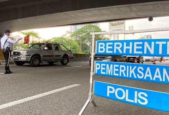 焦点新闻:打击新年聚赌,警方逮捕120人