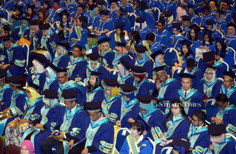 焦点新闻：大学生可以居家上课
