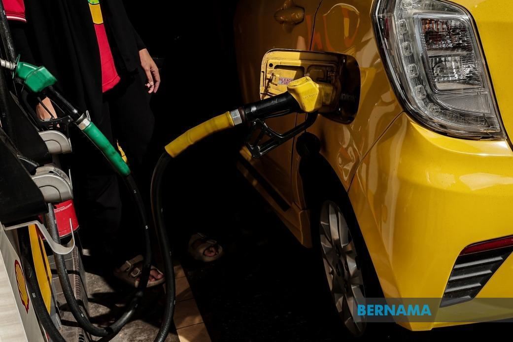 焦点新闻：政府积极扩充石油储备