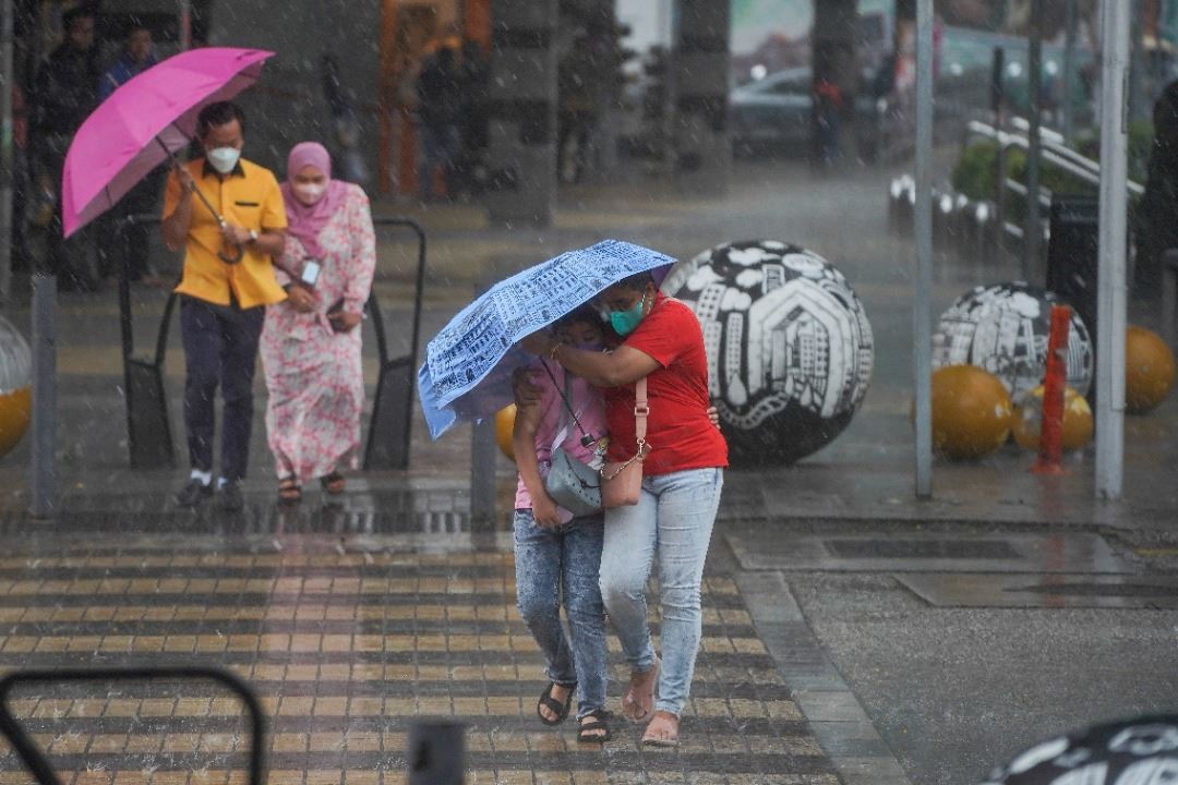 焦点新闻:11月19日,全国都会下雨。