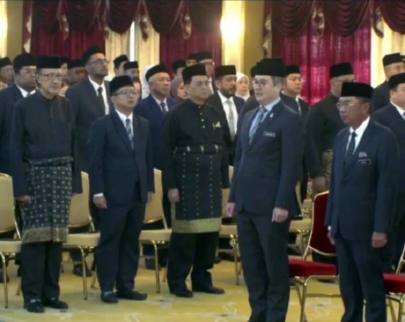 sabah cabinet sworn in