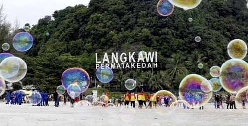 焦点新闻:政府还没择定接种加强针的时间!