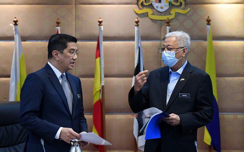 焦点新闻：阿兹敏否认要胁依斯迈，争当副首相！