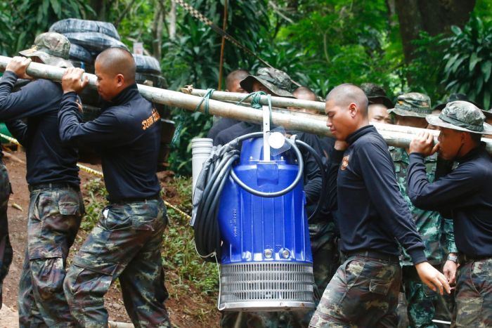 kronologi misi menyelamat remaja thailand sesat dalam gua tham lang