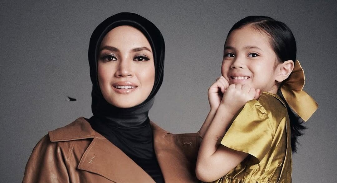 Fazura Serah Soal Jodoh Kepada Allah, Mahu Pasangan Faham Agama dan Bertanggungjawab
