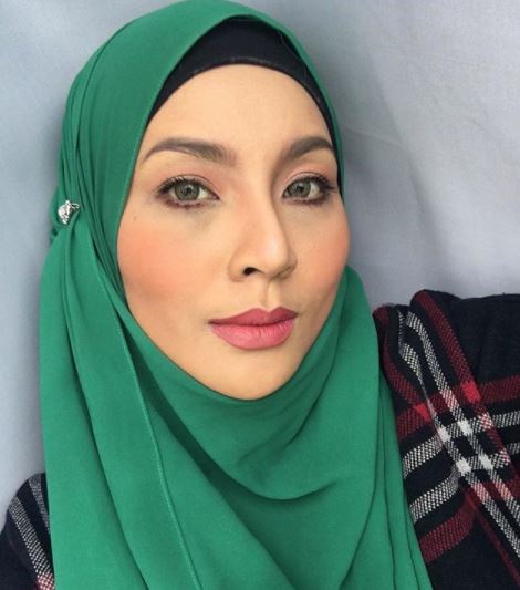 baru berhijab tapi sudah diduga- norish karman