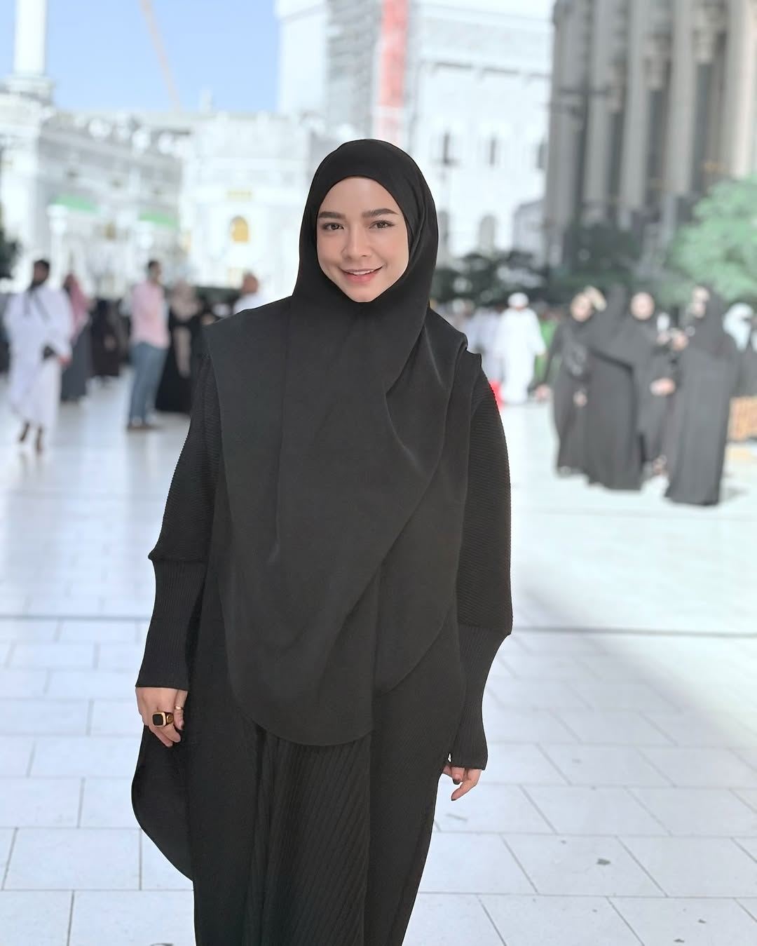 kali pertama sertai tadarus, nora danish berjaya khatam al-quran dalam 10 hari