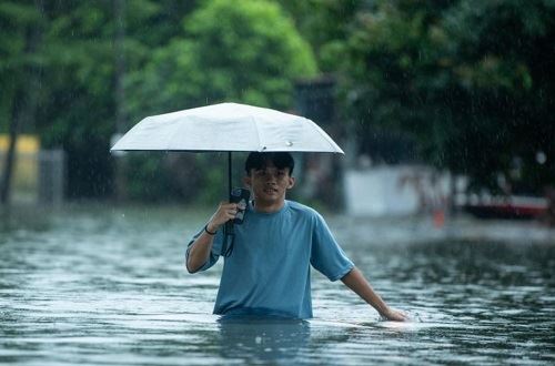 floods worsen nationwide