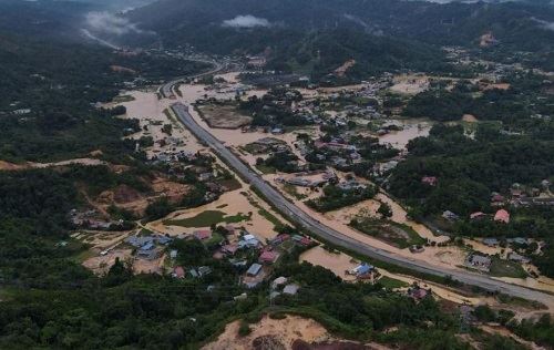 floods worsen in sabah