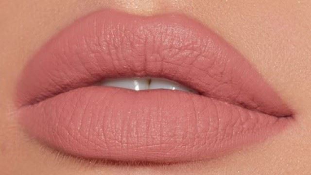nak gigi putih nampak lagi putih, kena lah pandai pilih warna lipstik